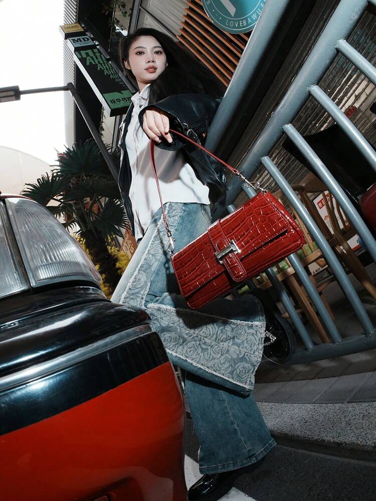 Women's Premium Burgundy Crocodile Tote Bag 2025 Vintage Leather Silver Buckle Crossbody Strap Essential Commuting Fashion Purse