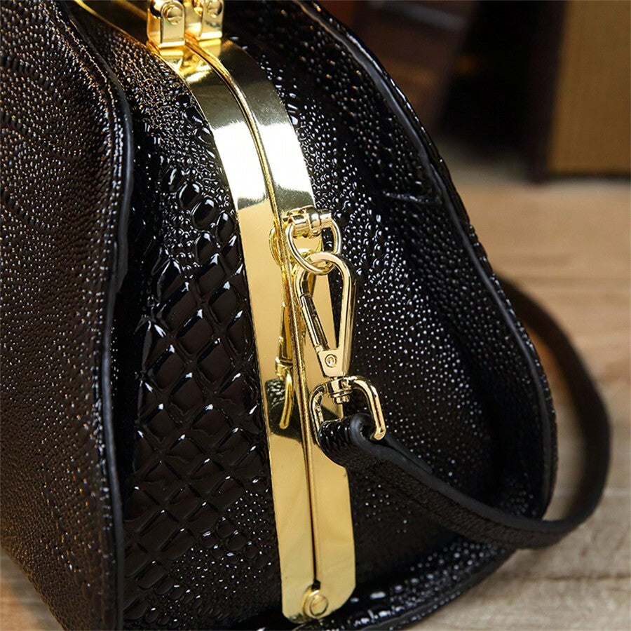 Women's Elegant Cloud Pattern Crocodile Design Handbag Vintage Shoulder Crossbody Bag Fashion Casual Tote Purse For Ladies